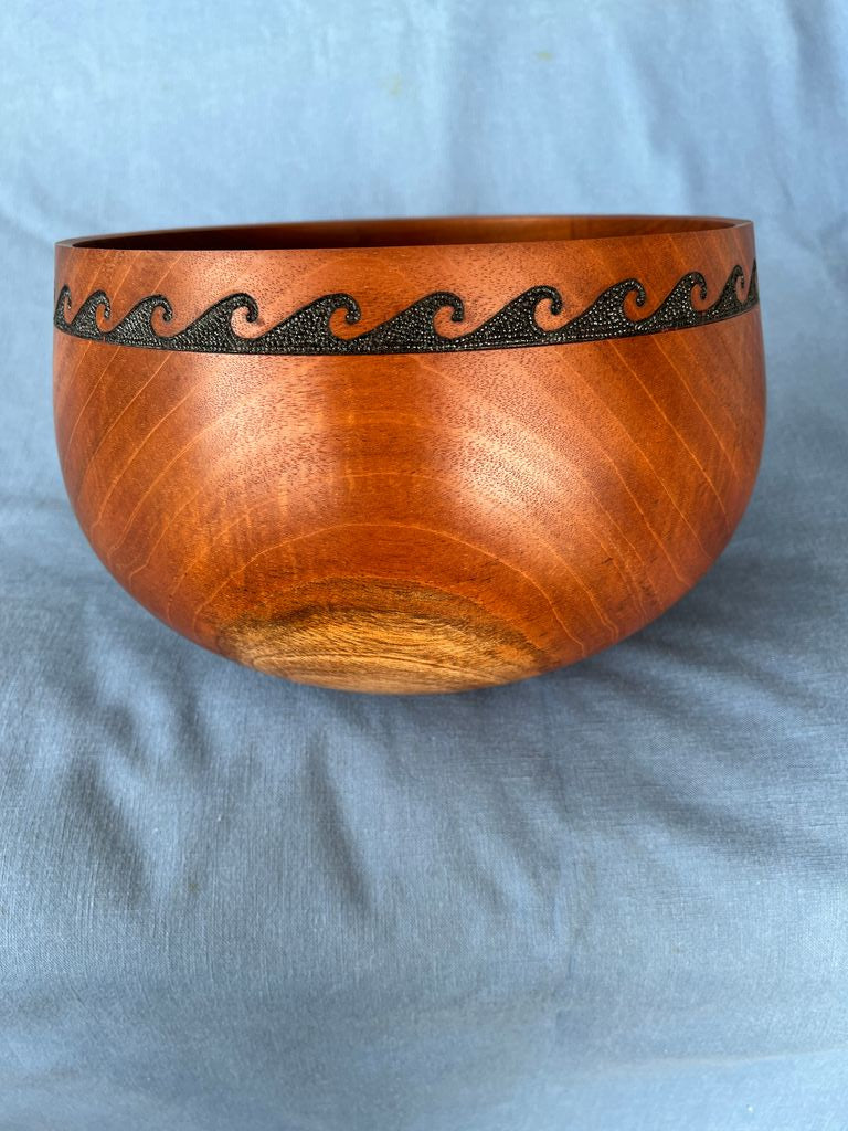 Mahogany  calabash with waves