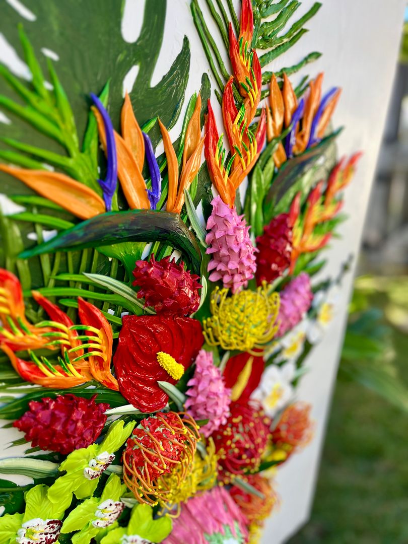 Vivid 3D Tropical Arrangement