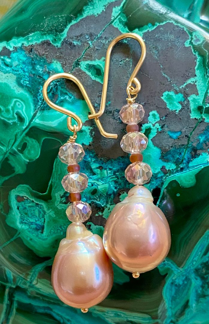 Pink Sparkle Edison Pearls - Earrings