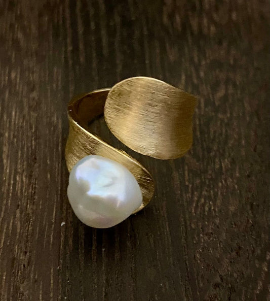 Baroque Pearl Wrap Ring