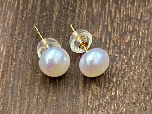 Simple Classic Pearl Earrings