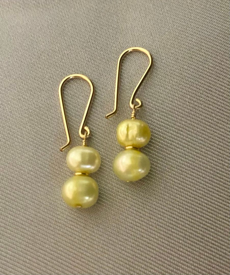 Pearl Delight Yellow Earrings