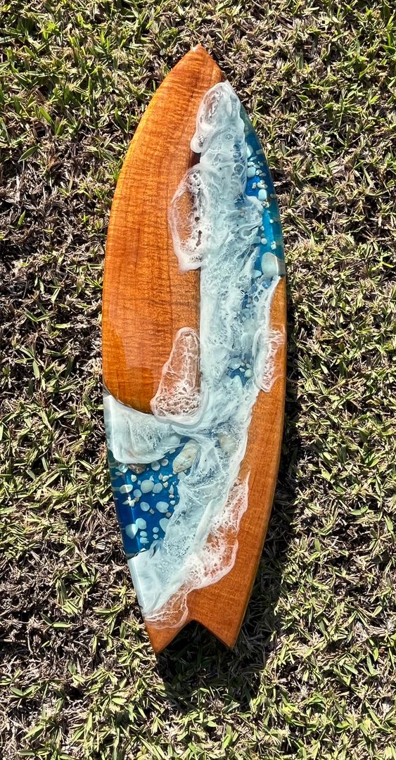 Naio/Resin Seascape surfboard