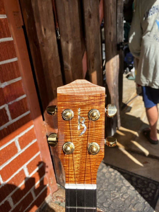 Curly Koa Ukulele