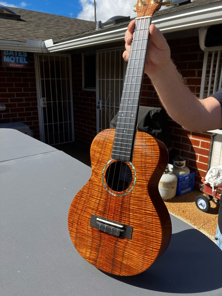 Curly Koa Ukulele