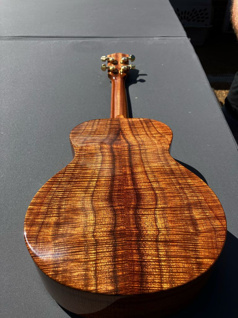 Curly Koa Ukulele